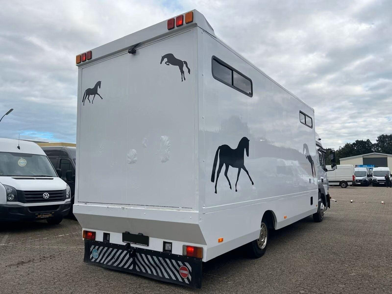 Mercedes-Benz Atego 823 - Horse transporter - Kamioni za prevoz konja: slika 3 Mercedes-Benz Atego 823 - Horse transporter - Kamioni za prevoz konja: slika 3