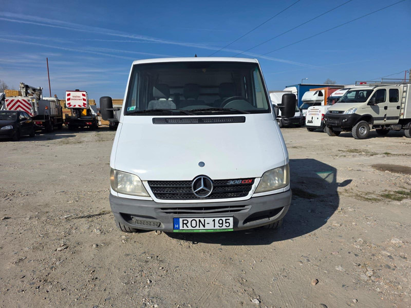 Mercedes-Benz Sprinter 308 CDi - Doka Pritsche - Dostavno vozilo sa otvorenom sandukom, Dostavno vozilo sa duplom kabinom: slika 3 Mercedes-Benz Sprinter 308 CDi - Doka Pritsche - Dostavno vozilo sa otvorenom sandukom, Dostavno vozilo sa duplom kabinom: slika 3