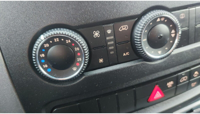 Mercedes-Benz Sprinter 316 cdi - Carrier Xarios 500 frigo - 3,5t - 220V Mercedes-Benz Sprinter 316 cdi - Carrier Xarios 500 frigo - 3,5t - 220V: slika 20