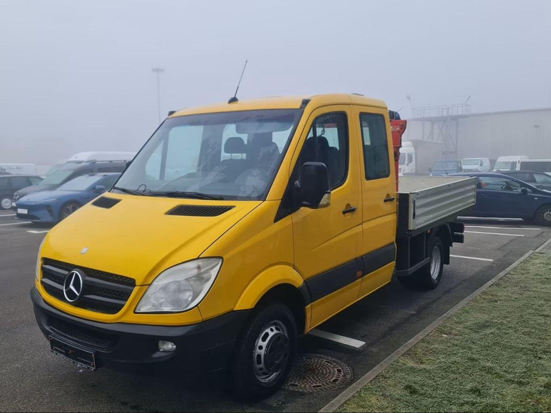 Mercedes-Benz Sprinter 519 CDI Doka - Flatbed truck + crane - Kamion sa tovarnim sandukom, Kamion sa dizalicom: slika 1 Mercedes-Benz Sprinter 519 CDI Doka - Flatbed truck + crane - Kamion sa tovarnim sandukom, Kamion sa dizalicom: slika 1