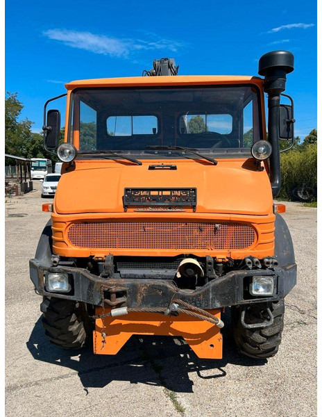 Mercedes-Benz UNIMOG - Istovarivač, Kamion sa dizalicom: slika 2 Mercedes-Benz UNIMOG - Istovarivač, Kamion sa dizalicom: slika 2