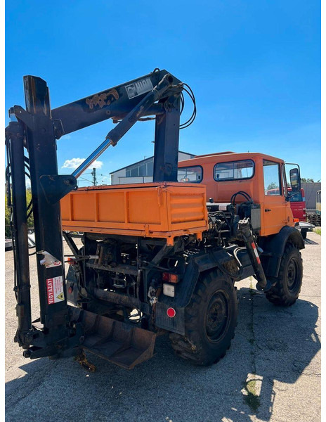 Mercedes-Benz UNIMOG - Istovarivač, Kamion sa dizalicom: slika 5 Mercedes-Benz UNIMOG - Istovarivač, Kamion sa dizalicom: slika 5