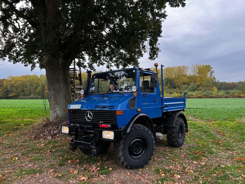 Mercedes-Benz Unimog 427 Platós hókotrócs - Motorna kopačica: slika 2 Mercedes-Benz Unimog 427 Platós hókotrócs - Motorna kopačica: slika 2