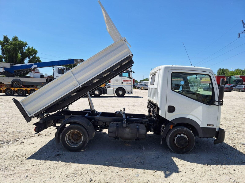 Nissan Cabstar 2,5 TDi - 3 sided Tipper - Dostavno vozilo istovarivač: slika 4 Nissan Cabstar 2,5 TDi - 3 sided Tipper - Dostavno vozilo istovarivač: slika 4
