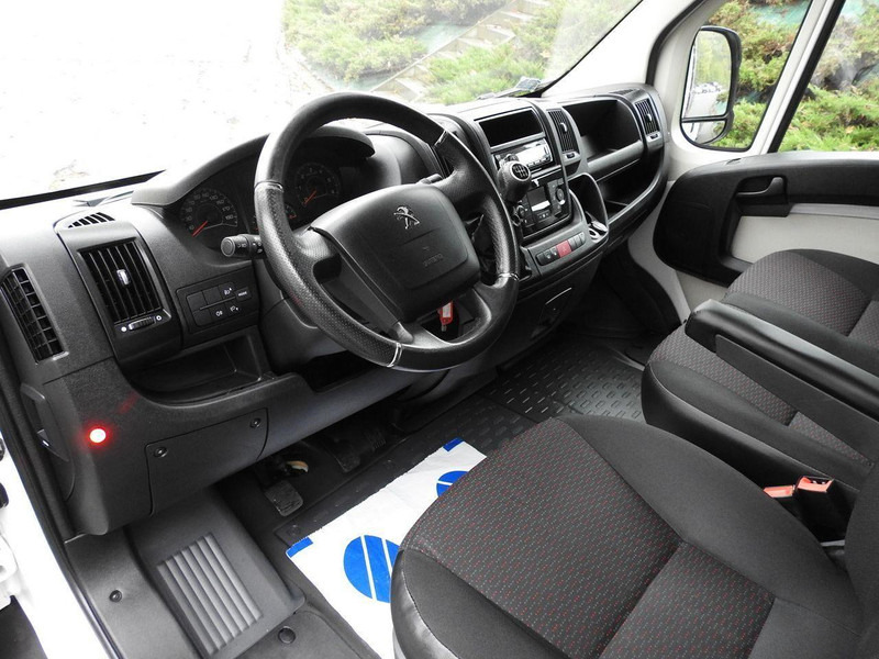 Peugeot BOXER PLANDEKA WINDA 8 PALET WEBASTO KLIMATYZACJA LEDY 165KM [ - Dostavno vozilo sa ceradom: slika 2 Peugeot BOXER PLANDEKA WINDA 8 PALET WEBASTO KLIMATYZACJA LEDY 165KM [ - Dostavno vozilo sa ceradom: slika 2