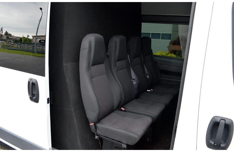 Minibus, Putnički kombi Peugeot Boxer Furgin Duoble CabinDoka L4H2 7-seater  One Owner: slika 19 Minibus, Putnički kombi Peugeot Boxer Furgin Duoble CabinDoka L4H2 7-seater  One Owner: slika 19