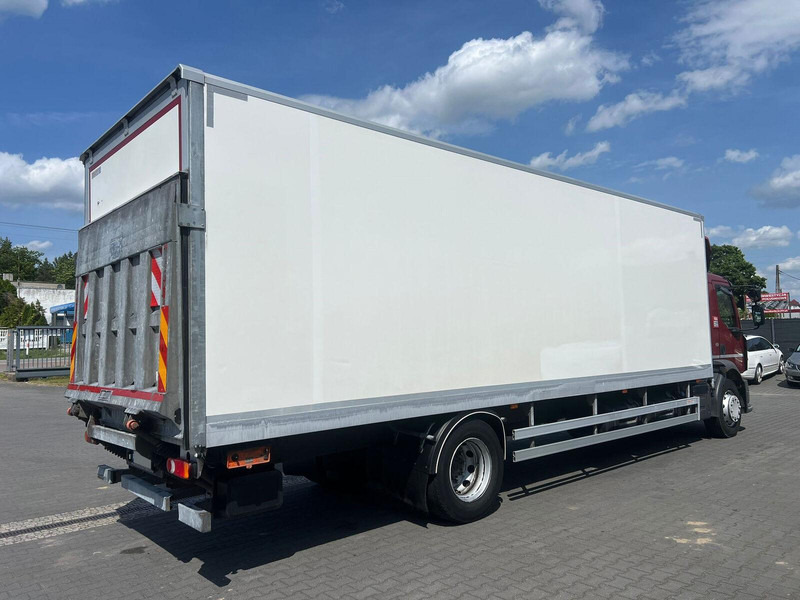 Renault D 18 250 DTI 18T REFRIGERATOR + LIFT - Hladnjača: slika 4 Renault D 18 250 DTI 18T REFRIGERATOR + LIFT - Hladnjača: slika 4