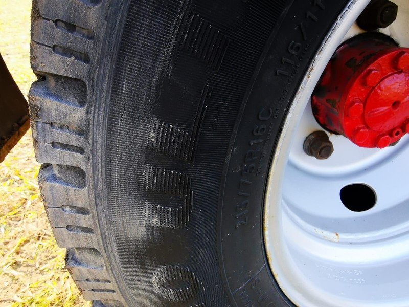 Renault MASCOTT 160 dxi BE Mini Trekker - SZM - 3.5t - Mini tegljač: slika 5 Renault MASCOTT 160 dxi BE Mini Trekker - SZM - 3.5t - Mini tegljač: slika 5