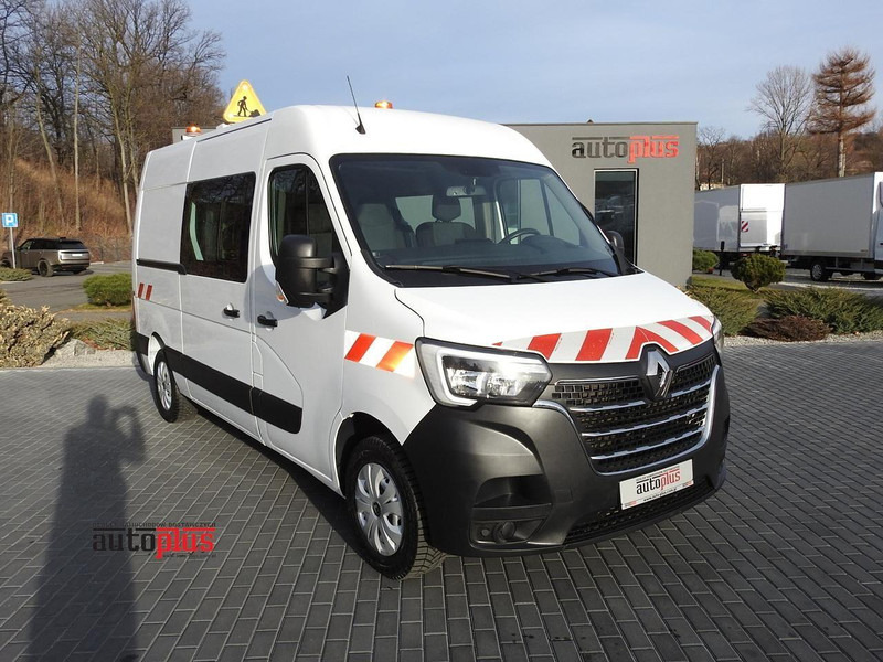 Renault MASTER FURGON BRYGADÓWKA 7 MIEJSC TEMPOMAT KLIMATYZACJA LEDY 1 - Minibus, Putnički kombi: slika 1 Renault MASTER FURGON BRYGADÓWKA 7 MIEJSC TEMPOMAT KLIMATYZACJA LEDY 1 - Minibus, Putnički kombi: slika 1