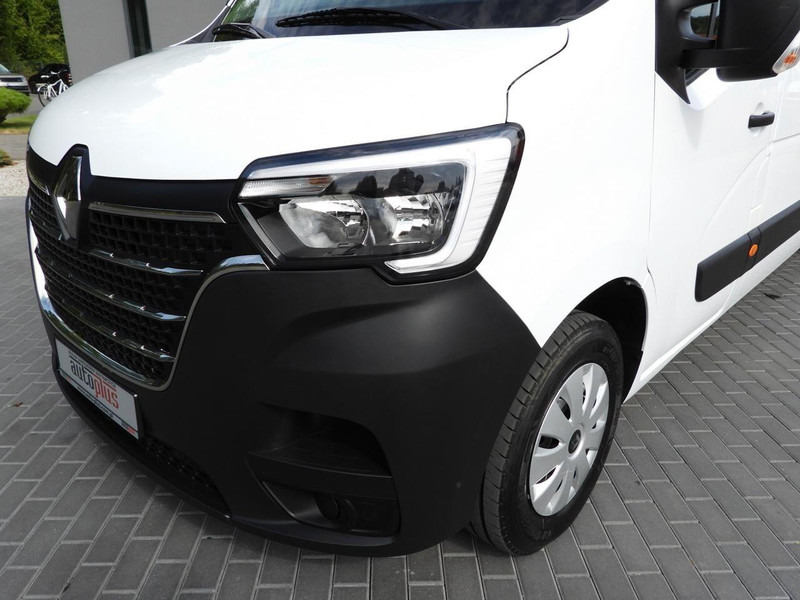 Renault MASTER FURGON BRYGADÓWKA 7 MIEJSC TEMPOMAT NAWIGACJA LEDY KLIMAT Renault MASTER FURGON BRYGADÓWKA 7 MIEJSC TEMPOMAT NAWIGACJA LEDY KLIMAT: slika 19