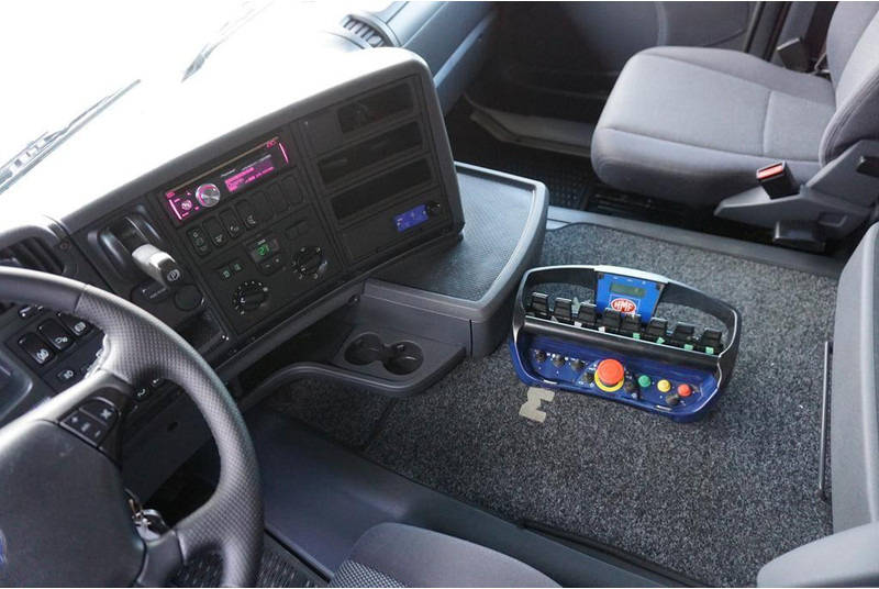 Kamion sa tovarnim sandukom, Kamion sa dizalicom Scania G 480 / 8 X 2 / SKRZYNIOWY + HDS / HMF THOR - O K6 + JIB FJ 2000: slika 17