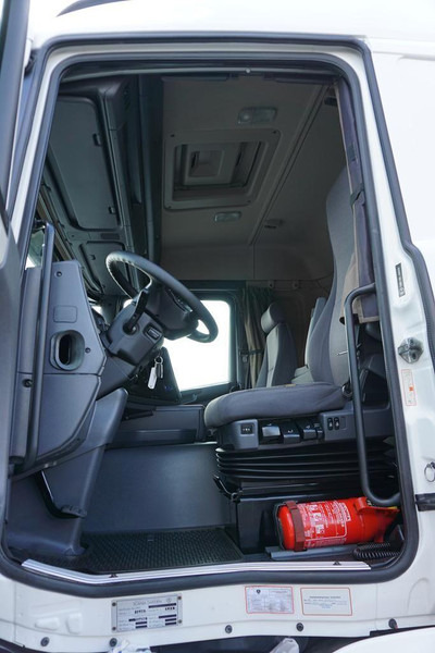 Kamion sa tovarnim sandukom, Kamion sa dizalicom Scania G 480 / 8 X 2 / SKRZYNIOWY + HDS / HMF THOR - O K6 + JIB FJ 2000: slika 9