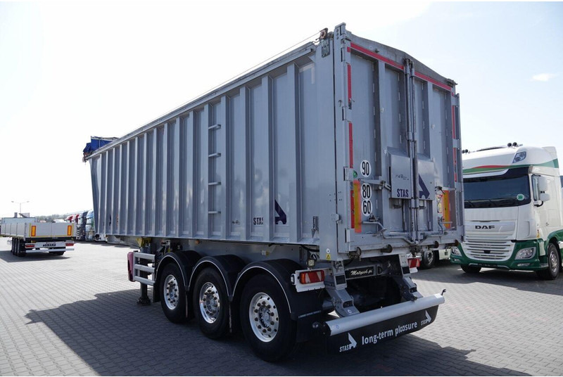 Stas WYWROTKA 43 m3 / ALUMINIOWA / OŚ PODNOSZONA / ALUFELGI - Poluprikolica istovarivača: slika 4 Stas WYWROTKA 43 m3 / ALUMINIOWA / OŚ PODNOSZONA / ALUFELGI - Poluprikolica istovarivača: slika 4