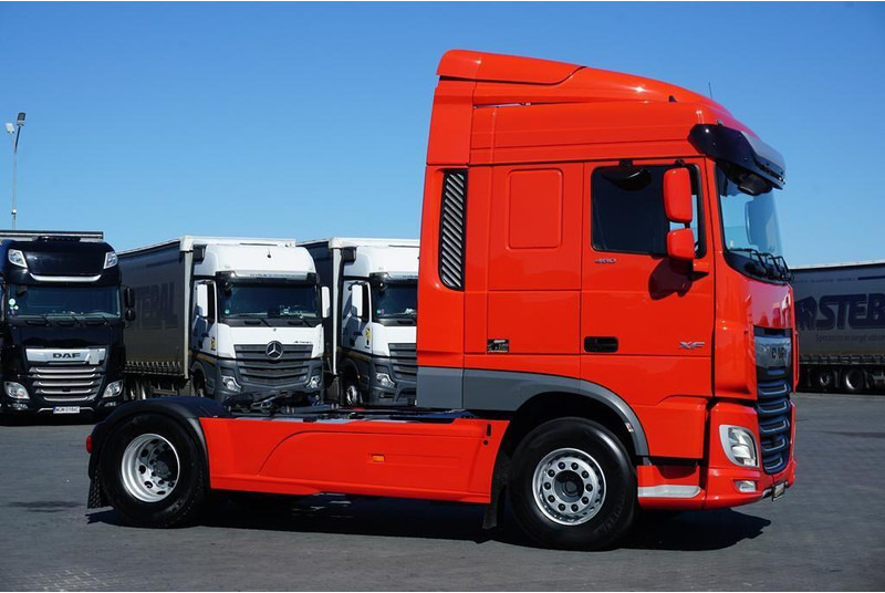 DAF 106 / 480 / EURO 6 / ACC / SPACE CAB / MAŁY PRZEBIEG - Tegljač: slika 4 DAF 106 / 480 / EURO 6 / ACC / SPACE CAB / MAŁY PRZEBIEG - Tegljač: slika 4