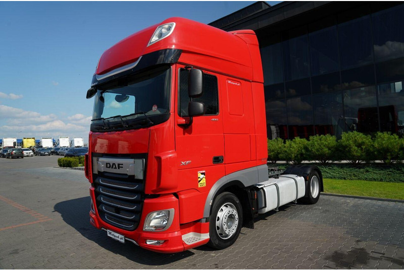 DAF XF 480 / LOW DECK / MEGA / 2021 / SSC / PO KONTRAKCIE SERWISOWYM - Tegljač: slika 2 DAF XF 480 / LOW DECK / MEGA / 2021 / SSC / PO KONTRAKCIE SERWISOWYM - Tegljač: slika 2