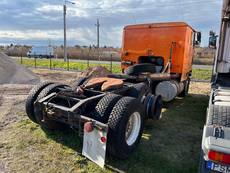 MACK INTERNATIONAL FSG 385 - Tegljač: slika 4 MACK INTERNATIONAL FSG 385 - Tegljač: slika 4