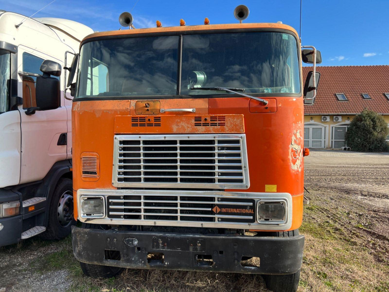 MACK INTERNATIONAL FSG 385 - Tegljač: slika 2 MACK INTERNATIONAL FSG 385 - Tegljač: slika 2