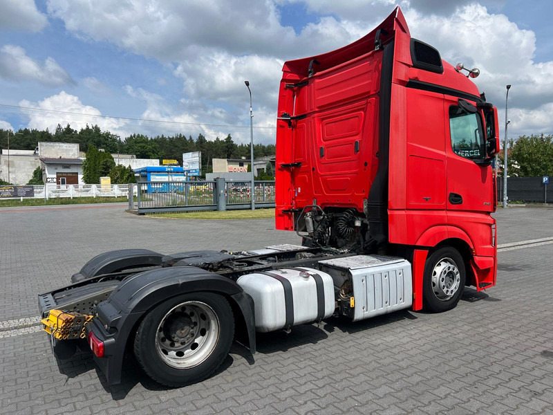 Mercedes-Benz ACTROS 1845 MP4 1.HAND RETARDER XENON LOW DECK - Tegljač: slika 4 Mercedes-Benz ACTROS 1845 MP4 1.HAND RETARDER XENON LOW DECK - Tegljač: slika 4