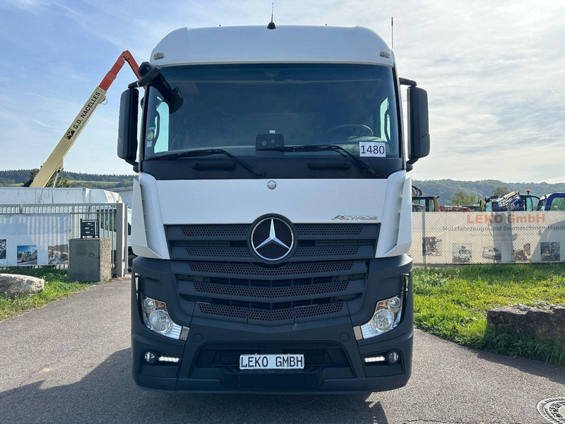 Mercedes-Benz Actros 1845 - Tegljač: slika 2 Mercedes-Benz Actros 1845 - Tegljač: slika 2