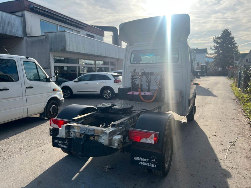 Mercedes-Benz SPRINTER 519 - Tegljač: slika 3 Mercedes-Benz SPRINTER 519 - Tegljač: slika 3