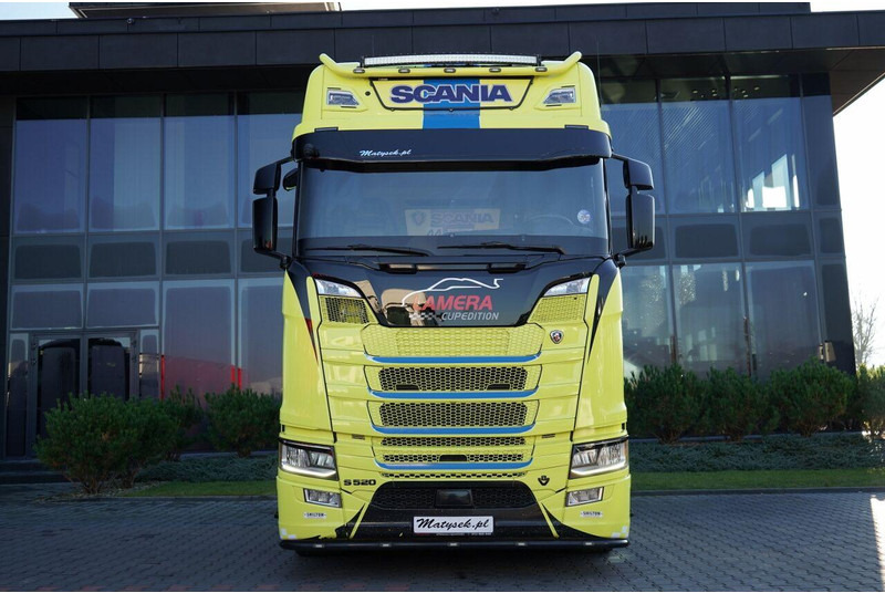Scania S 520 / V8 / RETARDER / I-PARK COOL / FULL AIRMATIC / SKÓRY / - Tegljač: slika 3 Scania S 520 / V8 / RETARDER / I-PARK COOL / FULL AIRMATIC / SKÓRY / - Tegljač: slika 3