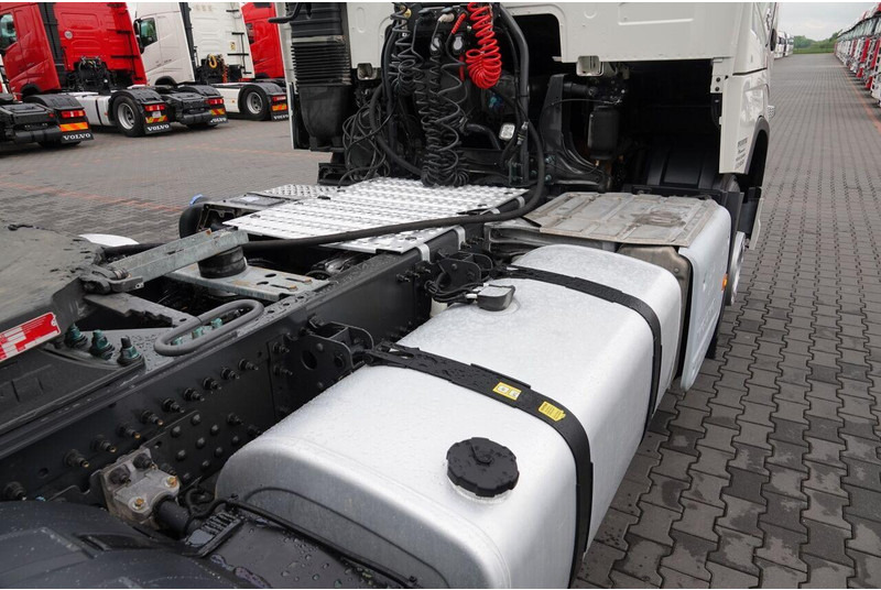 Volvo FH 500 / NISKA KABINA / HYDRAULIKA / PO KONTRAKCIE SERWISOWYM Volvo FH 500 / NISKA KABINA / HYDRAULIKA / PO KONTRAKCIE SERWISOWYM: slika 15