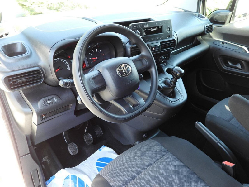 Toyota PROACE CITY FURGON CHŁODNIA -15*C ZASILANIE 230V TEMPOMAT KLIM - Dostavno vozilo hladnjača: slika 2 Toyota PROACE CITY FURGON CHŁODNIA -15*C ZASILANIE 230V TEMPOMAT KLIM - Dostavno vozilo hladnjača: slika 2