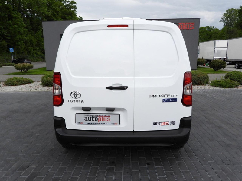 Dostavno vozilo hladnjača Toyota PROACE CITY  FURGON CHŁODNIA  -15*C ZASILANIE 230V TEMPOMAT KLIM: slika 11 Dostavno vozilo hladnjača Toyota PROACE CITY  FURGON CHŁODNIA  -15*C ZASILANIE 230V TEMPOMAT KLIM: slika 11