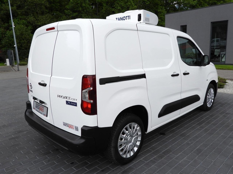 Dostavno vozilo hladnjača Toyota PROACE CITY  FURGON CHŁODNIA  -15*C ZASILANIE 230V TEMPOMAT KLIM: slika 15 Dostavno vozilo hladnjača Toyota PROACE CITY  FURGON CHŁODNIA  -15*C ZASILANIE 230V TEMPOMAT KLIM: slika 15