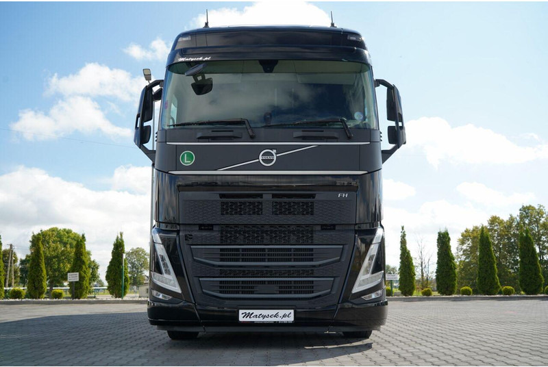 Volvo FH 500 / I-SAVE / TANDEM PRZEJAZDOWY / 2023 / KLIMA POSTOJOWA / - Kamion sa ceradom: slika 3 Volvo FH 500 / I-SAVE / TANDEM PRZEJAZDOWY / 2023 / KLIMA POSTOJOWA / - Kamion sa ceradom: slika 3