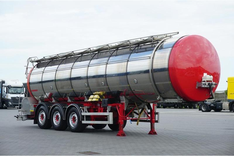 Wielton SOMMER / CYSTERNA SPOZYWCZA / 28 374 LITRÓW / 4 KOMOROWA / WEBAS - Poluprikolica cisterna: slika 2 Wielton SOMMER / CYSTERNA SPOZYWCZA / 28 374 LITRÓW / 4 KOMOROWA / WEBAS - Poluprikolica cisterna: slika 2