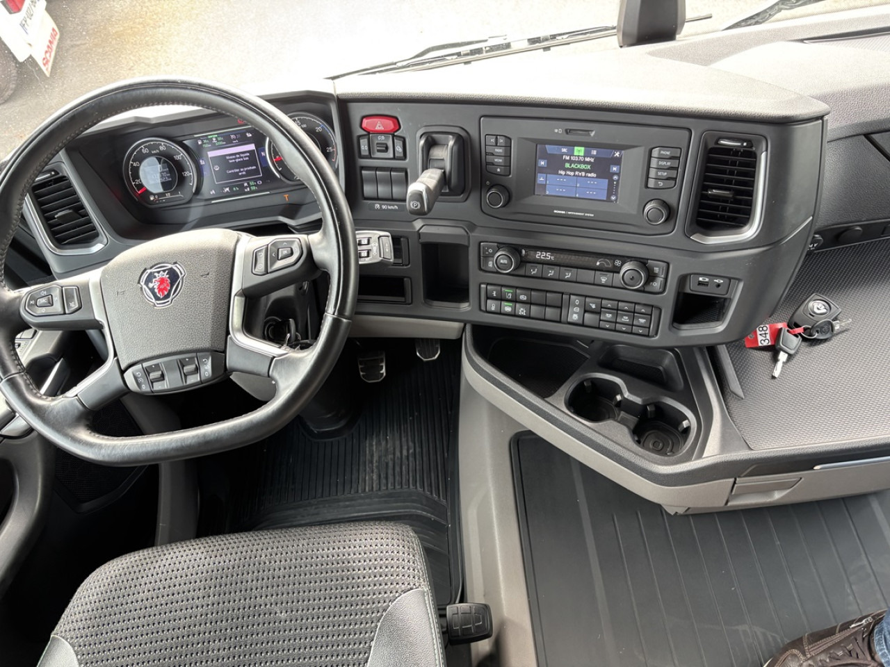 SCANIA R 530 A4x2NB - Tegljač: slika 3 SCANIA R 530 A4x2NB - Tegljač: slika 3