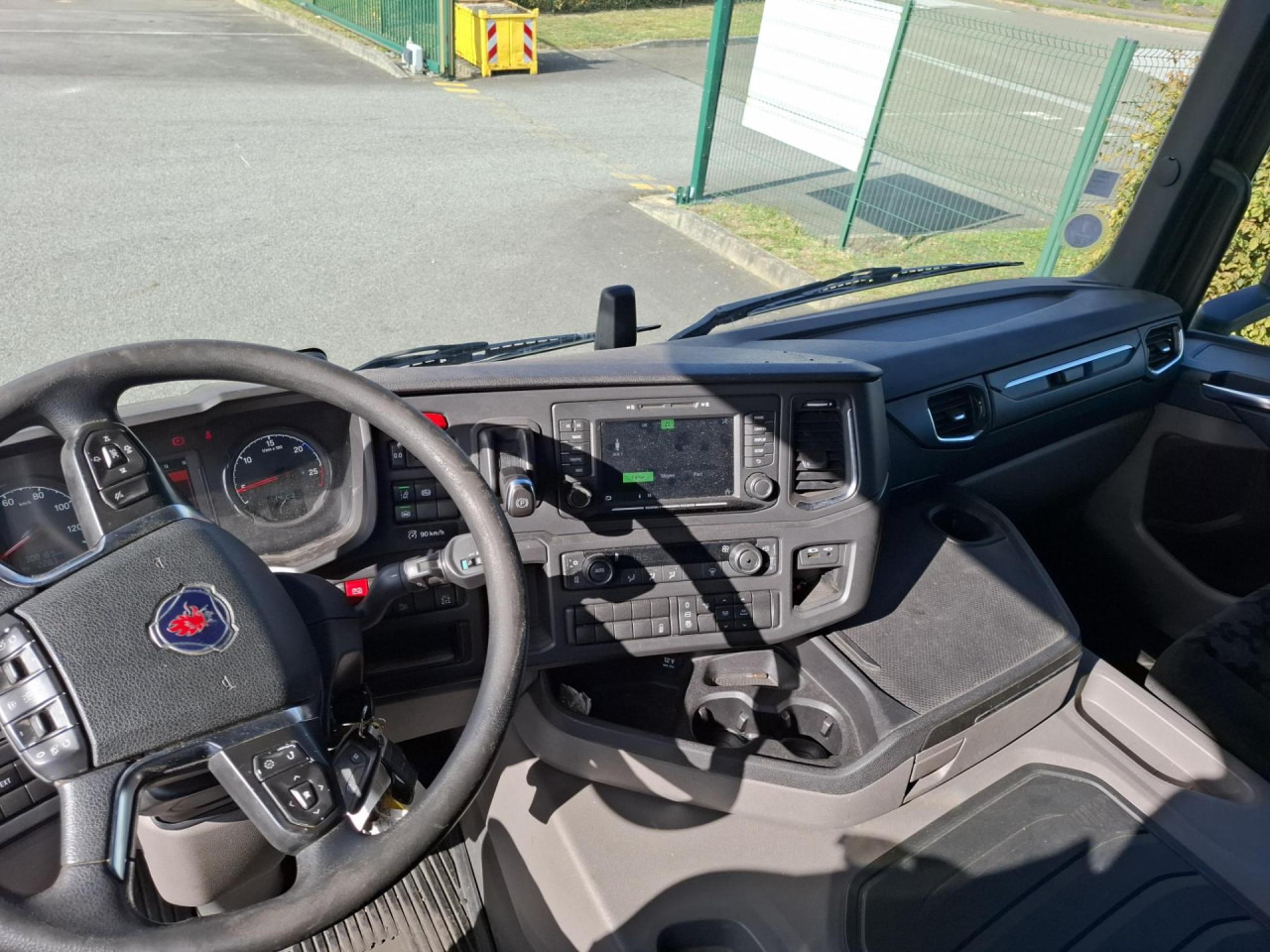 SCANIA SCANIA G410 A4x2 GNC - Tegljač: slika 4 SCANIA SCANIA G410 A4x2 GNC - Tegljač: slika 4