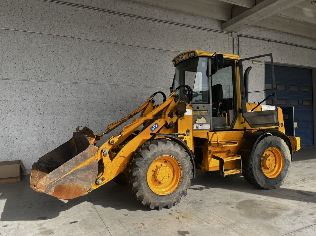 JCB 411 - Utovarivač točkaš: slika 1 JCB 411 - Utovarivač točkaš: slika 1