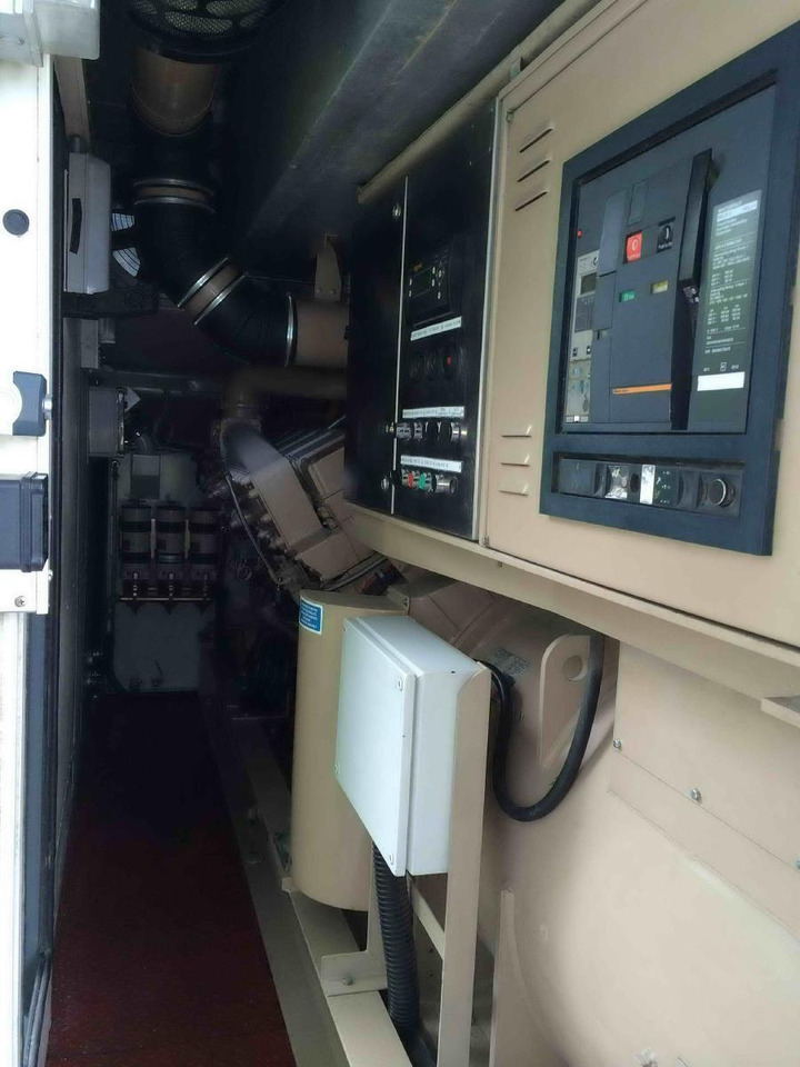 Cummins Generator 1425 KVA powerd by KTA50-G3 Super Silent - Set generatora: slika 3 Cummins Generator 1425 KVA powerd by KTA50-G3 Super Silent - Set generatora: slika 3