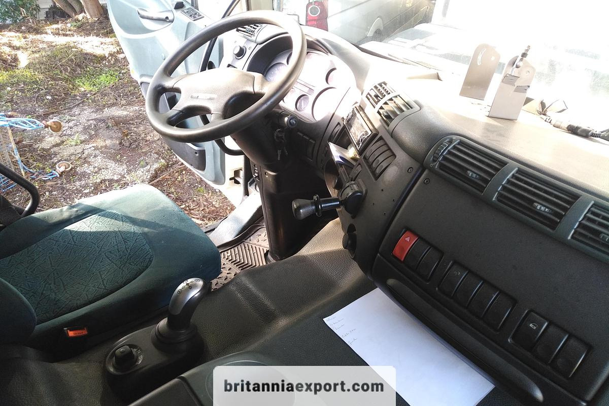 Kamion sa tovarnim sandukom DAF CF75 310 | ZF Automatic Gearbox | Euro 3 | 6x2 26 Ton |: slika 19 Kamion sa tovarnim sandukom DAF CF75 310 | ZF Automatic Gearbox | Euro 3 | 6x2 26 Ton |: slika 19