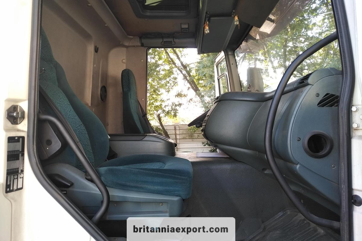 Kamion sa tovarnim sandukom DAF CF75 310 | ZF Automatic Gearbox | Euro 3 | 6x2 26 Ton |: slika 22 Kamion sa tovarnim sandukom DAF CF75 310 | ZF Automatic Gearbox | Euro 3 | 6x2 26 Ton |: slika 22