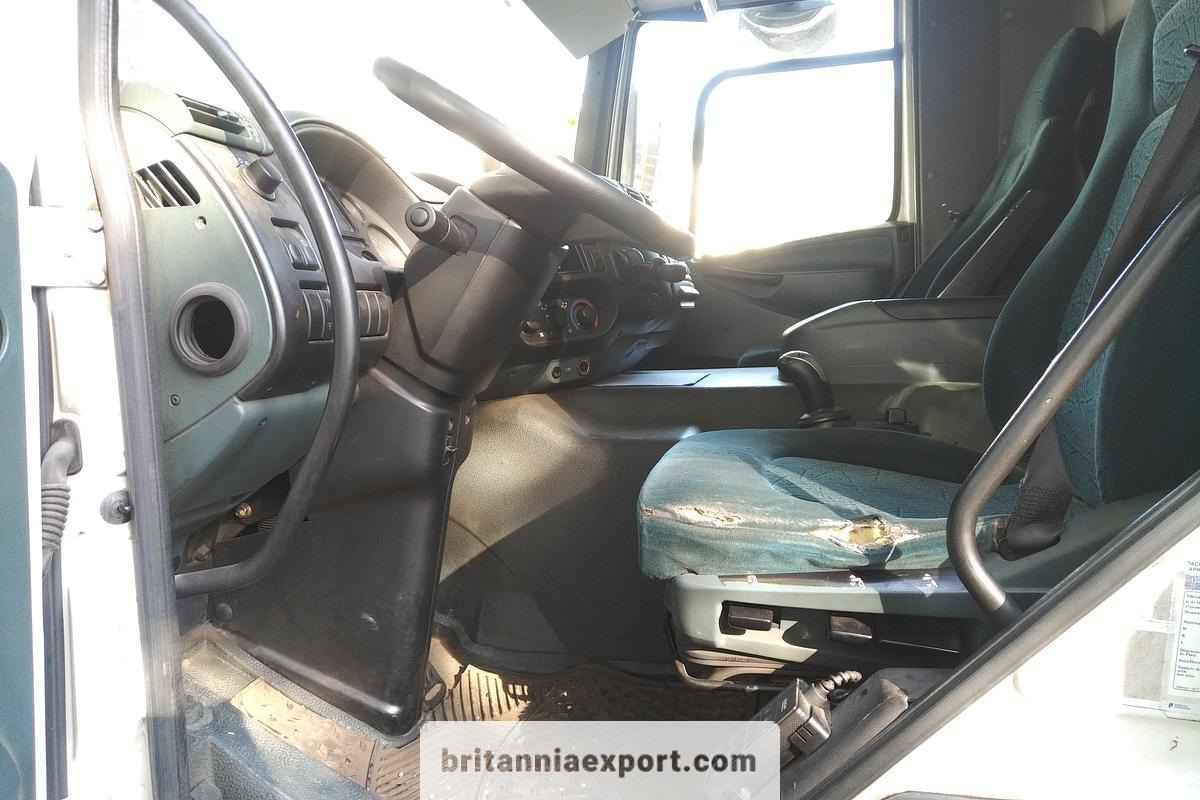 Kamion sa tovarnim sandukom DAF CF75 310 | ZF Automatic Gearbox | Euro 3 | 6x2 26 Ton |: slika 10 Kamion sa tovarnim sandukom DAF CF75 310 | ZF Automatic Gearbox | Euro 3 | 6x2 26 Ton |: slika 10