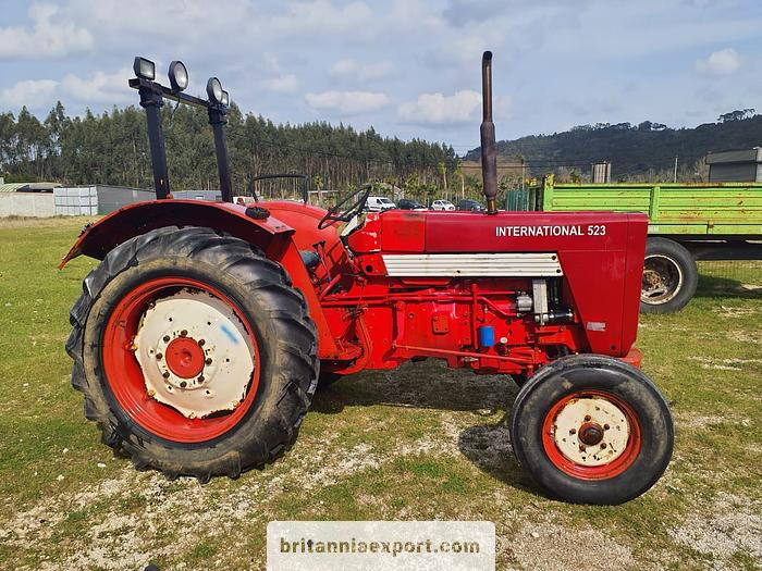 INTERNATIONAL McCormick 523 | 2.9 diesel | 3 cylinder | - Traktor: slika 2 INTERNATIONAL McCormick 523 | 2.9 diesel | 3 cylinder | - Traktor: slika 2