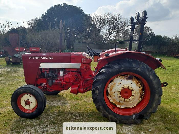 INTERNATIONAL McCormick 523 | 2.9 diesel | 3 cylinder | - Traktor: slika 1 INTERNATIONAL McCormick 523 | 2.9 diesel | 3 cylinder | - Traktor: slika 1