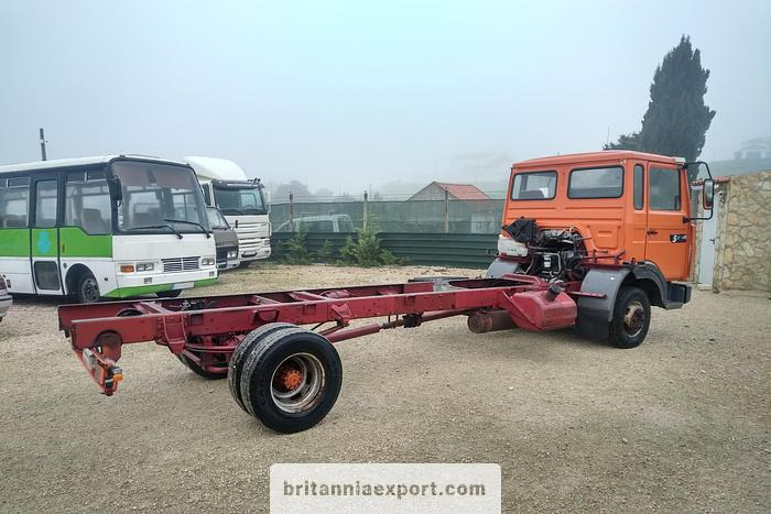 RENAULT Midliner S120 Turbo | Perkins 3.9 diesel engine | ZF manual - Kamion sa golom šasijom i zatvorenom kabinom: slika 5 RENAULT Midliner S120 Turbo | Perkins 3.9 diesel engine | ZF manual - Kamion sa golom šasijom i zatvorenom kabinom: slika 5
