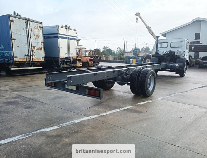 VOLVO FL619 Intercooler | Manual Pump | 19 Ton | On 10 Studs | Full Springs Suspension | - Kamion sa golom šasijom i zatvorenom kabinom: slika 4 VOLVO FL619 Intercooler | Manual Pump | 19 Ton | On 10 Studs | Full Springs Suspension | - Kamion sa golom šasijom i zatvorenom kabinom: slika 4