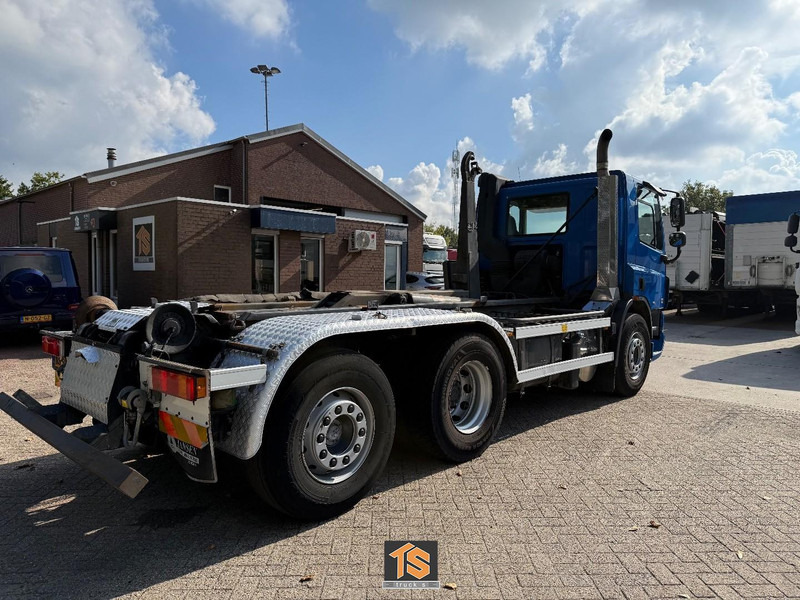 DAF FAN CF75 310 - AUTOMATIC - E4 - NL TOP TRUCK - TUV 2/26 - Kamion za prevoz kontejnera/ Kamion sa promenjivim sandukom: slika 4 DAF FAN CF75 310 - AUTOMATIC - E4 - NL TOP TRUCK - TUV 2/26 - Kamion za prevoz kontejnera/ Kamion sa promenjivim sandukom: slika 4