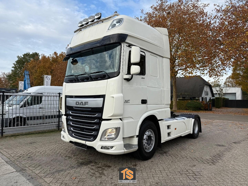 DAF FT XF 106.460 SSC RETARDER - KLIMA - 2 TANKS - GERMAN TRUCK - Tegljač: slika 1 DAF FT XF 106.460 SSC RETARDER - KLIMA - 2 TANKS - GERMAN TRUCK - Tegljač: slika 1