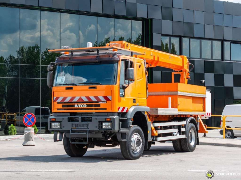 Iveco CURSOR 240 4x4 RUTHMANN T225 22,5 Meters Lift - Vazdušna platforma montirana na kamion: slika 2 Iveco CURSOR 240 4x4 RUTHMANN T225 22,5 Meters Lift - Vazdušna platforma montirana na kamion: slika 2