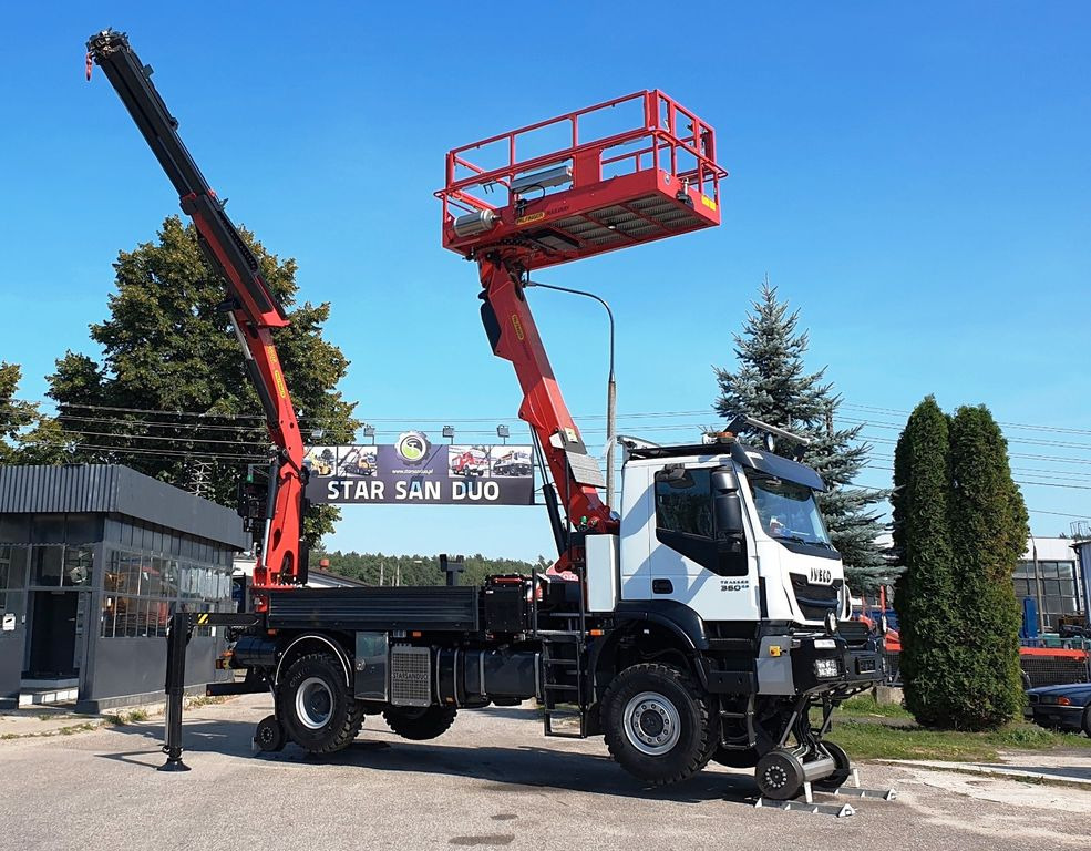 Iveco TRAKER 4x4 RAIL ROAD PALFINGER SCHIENEN TWO WAY - Vazdušna platforma montirana na kamion: slika 5 Iveco TRAKER 4x4 RAIL ROAD PALFINGER SCHIENEN TWO WAY - Vazdušna platforma montirana na kamion: slika 5