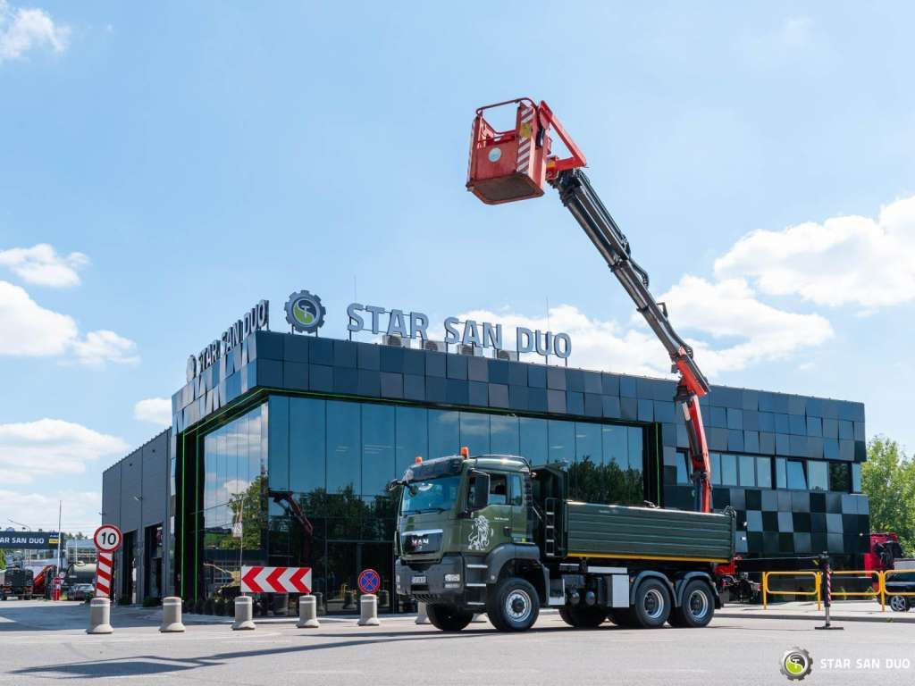 MAN TGS 35.480 PALFINGER PK 20002 HDS Grapple Tippe - Kamion sa dizalicom: slika 5 MAN TGS 35.480 PALFINGER PK 20002 HDS Grapple Tippe - Kamion sa dizalicom: slika 5