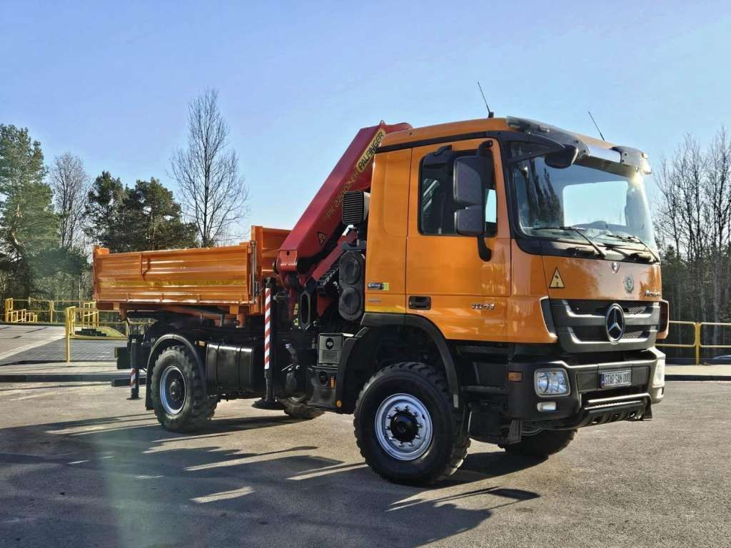 Mercedes-Benz ACTROS 1841 4x4 PALFINGER PK 22002 CRANE KIPER - Istovarivač, Kamion sa dizalicom: slika 4 Mercedes-Benz ACTROS 1841 4x4 PALFINGER PK 22002 CRANE KIPER - Istovarivač, Kamion sa dizalicom: slika 4