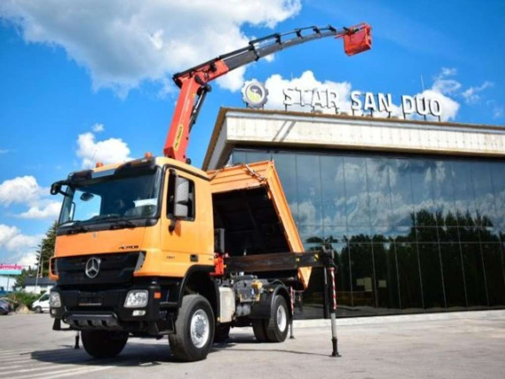 Mercedes-Benz ACTROS 1841 4x4 PALFINGER PK 22002 CRANE KIPER - Istovarivač, Kamion sa dizalicom: slika 5 Mercedes-Benz ACTROS 1841 4x4 PALFINGER PK 22002 CRANE KIPER - Istovarivač, Kamion sa dizalicom: slika 5