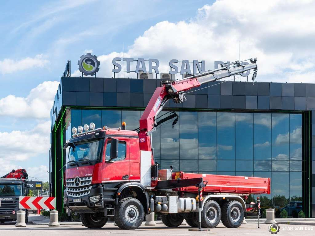 Mercedes-Benz AROCS 3345 6x6 HMF 3220 Winch Crane tipper - Kamion sa dizalicom: slika 3 Mercedes-Benz AROCS 3345 6x6 HMF 3220 Winch Crane tipper - Kamion sa dizalicom: slika 3